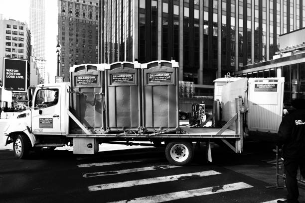 Best Porta potty rental for parties  in Olivarez, TX